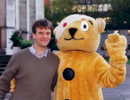Robin and Pudsey.jpg (34865 bytes)