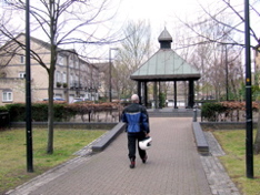 17/04/2006 10:49 AM